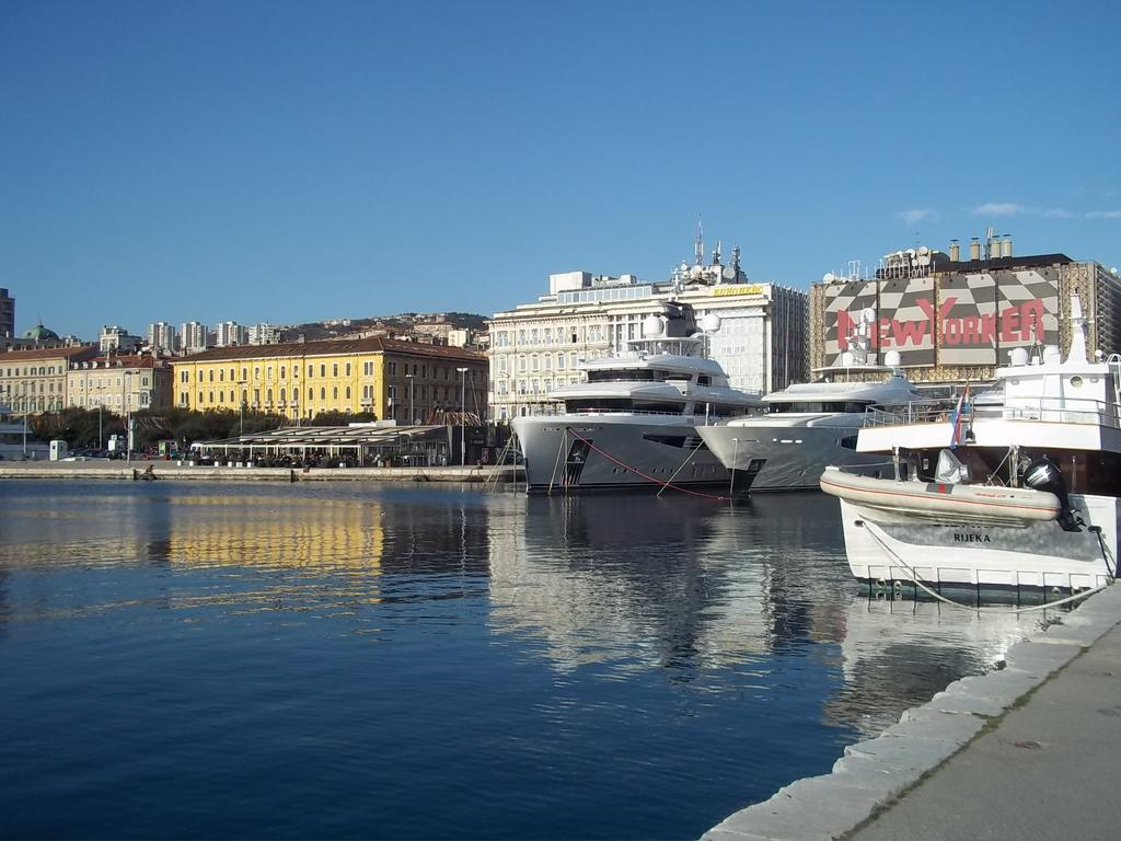 Apartment City Center Rijeka Exterior photo
